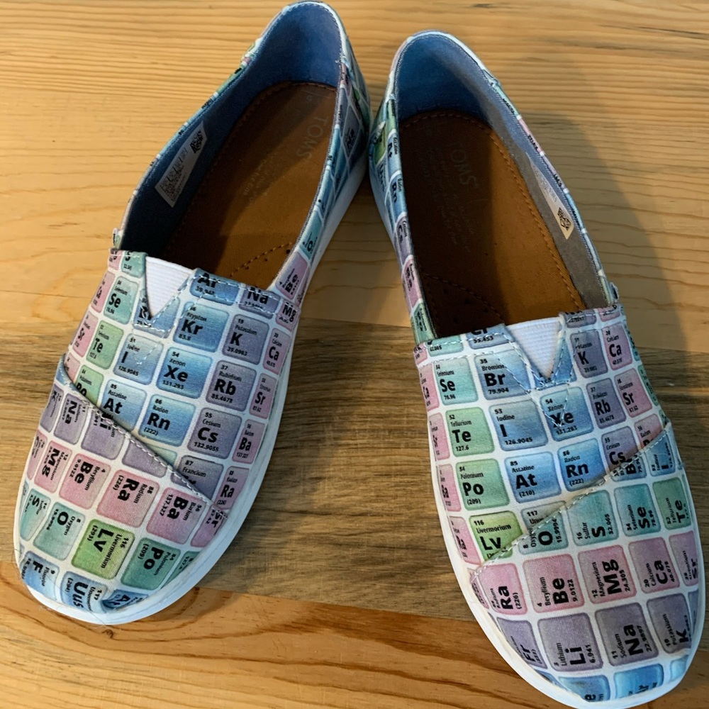 Toms periodic table shoes